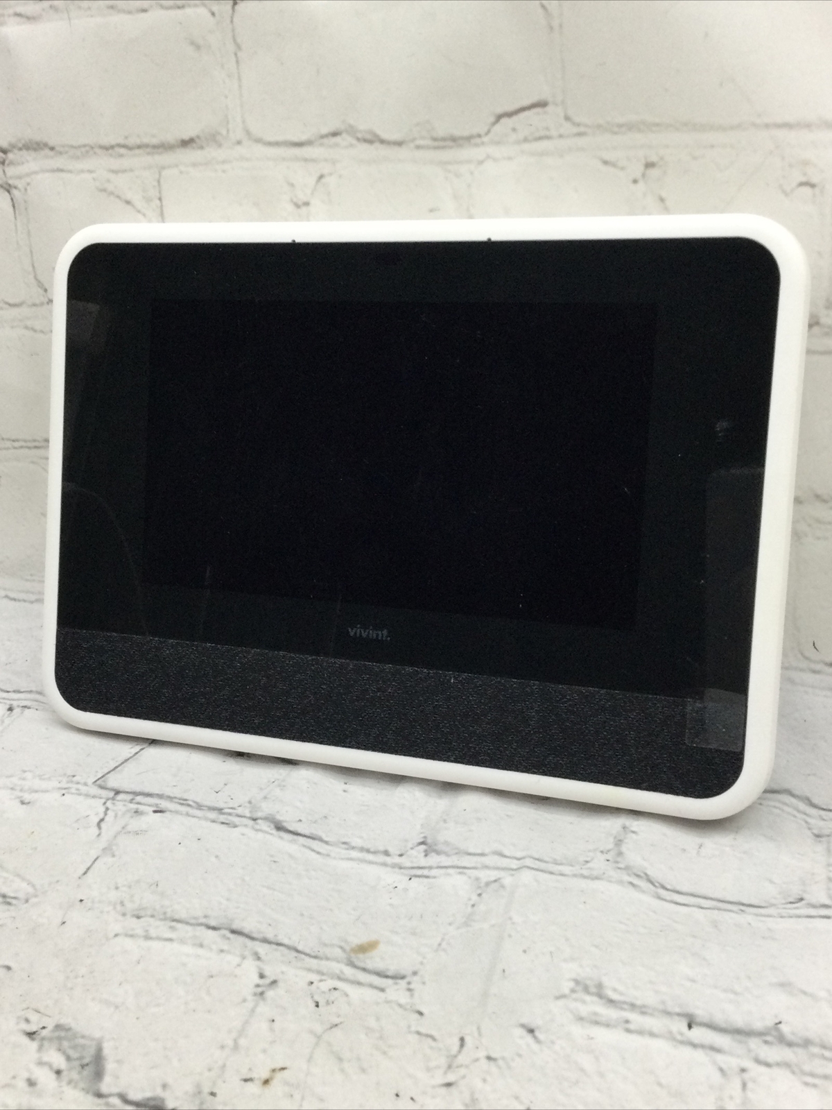 Vivint Smart Home Sky Control Panel Smart Hub VS-SH2000-C00 White CP04