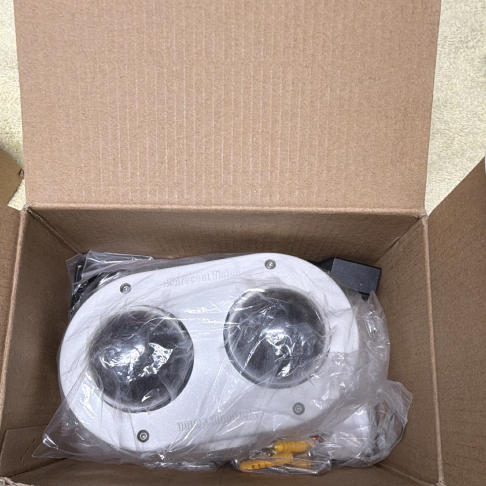 Arecont Vision ConteraIP MicroDome Duo LX IP Dome Camera 2x 2592×1944