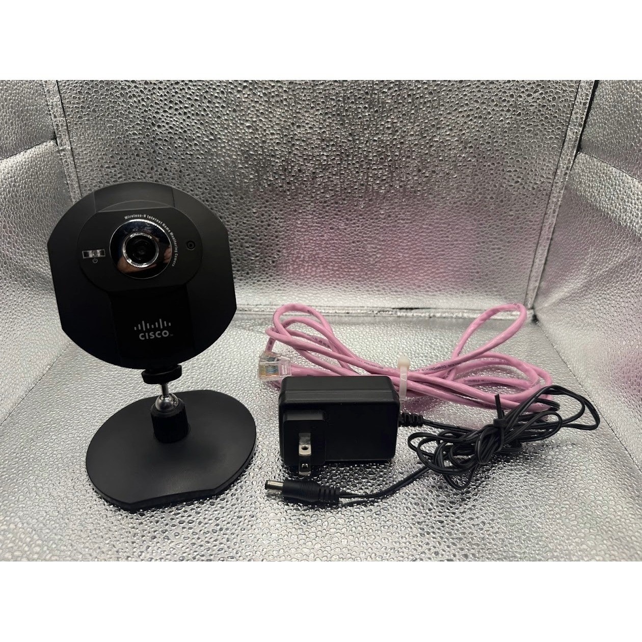 Cisco Wireless N Internet Video Camera IP Camera Model WVC200