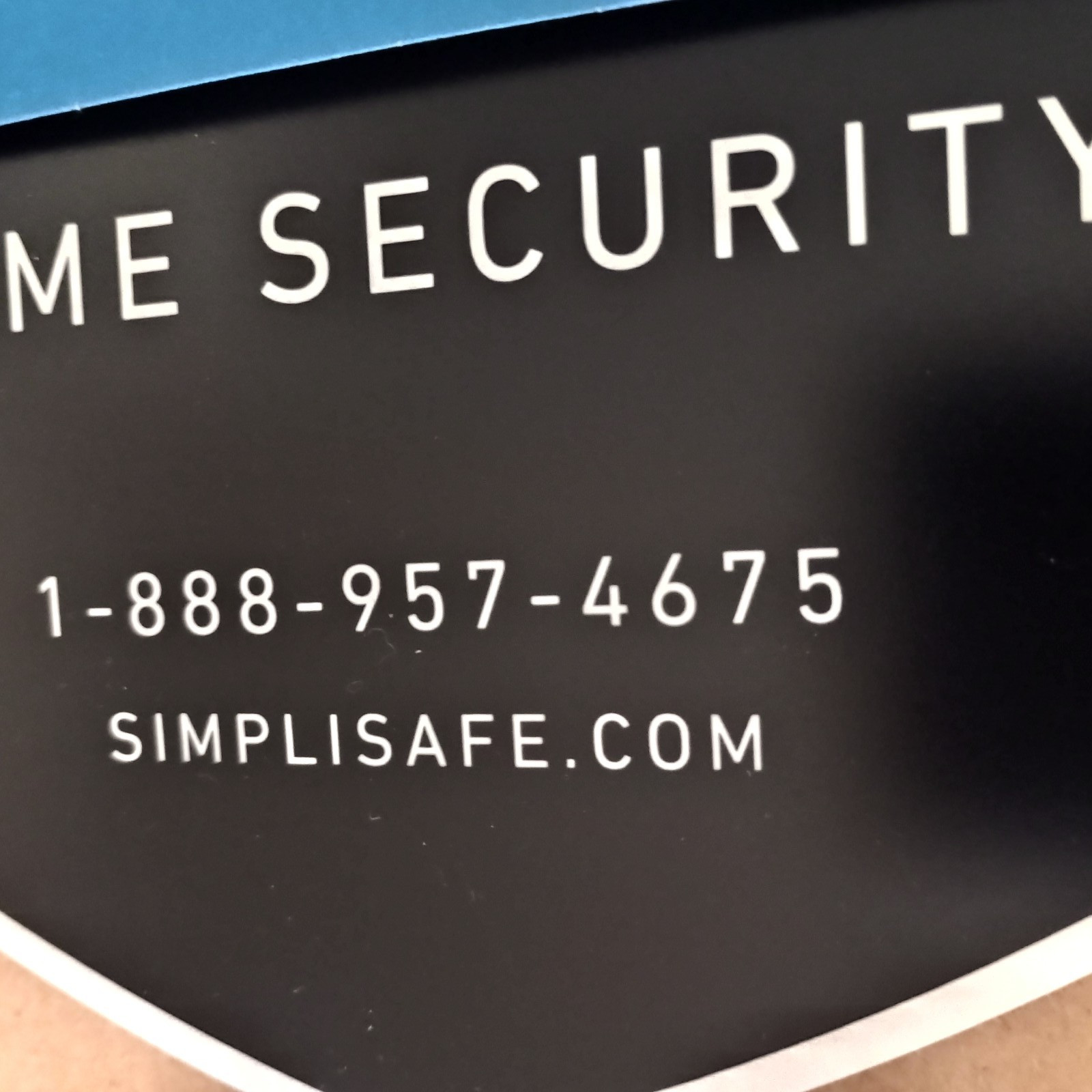 SimpliSafe Base Station, Key Pads, Camera, Motion sensors Entry, Key Fobs 15 PC