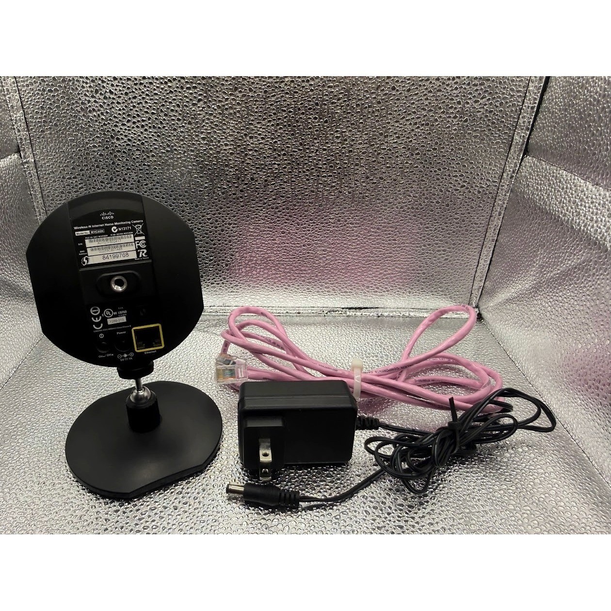 Cisco Wireless N Internet Video Camera IP Camera Model WVC200