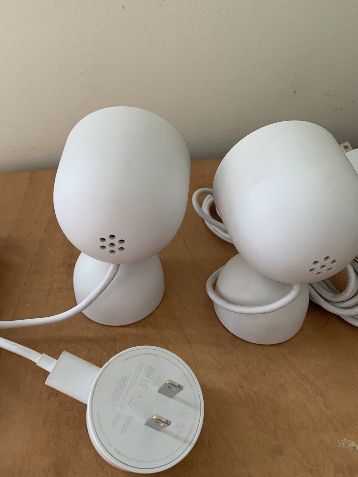 Google Nest GJQ9T Indoor Security Camera 2nd 2 Of Them. As Is Turns On. Connects
