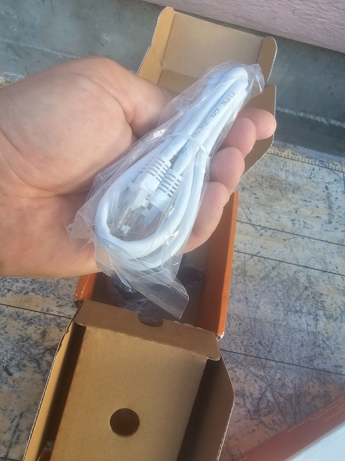 Alarm.com ADC-SG130 Smart Gateway, Wi-Fi Access Point, 2.4 GHz – Brand New