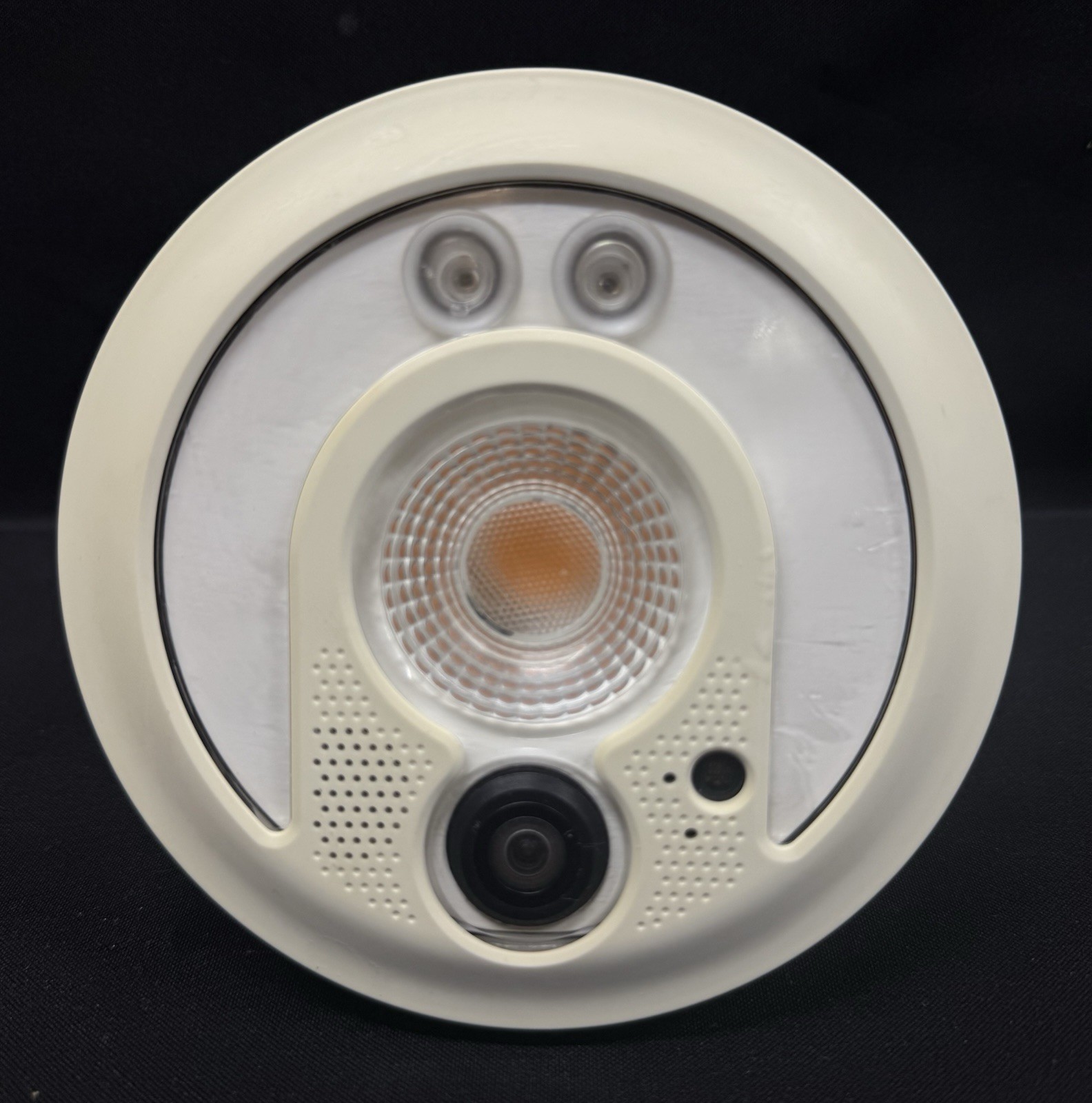 Sengled Snap 60W LED Bulb + HD Wireless Camera