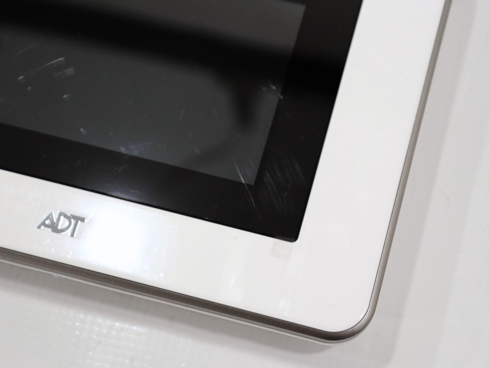 ADT Touchscreen Security Control Panel ADT5AIO Series Security Systems (White)