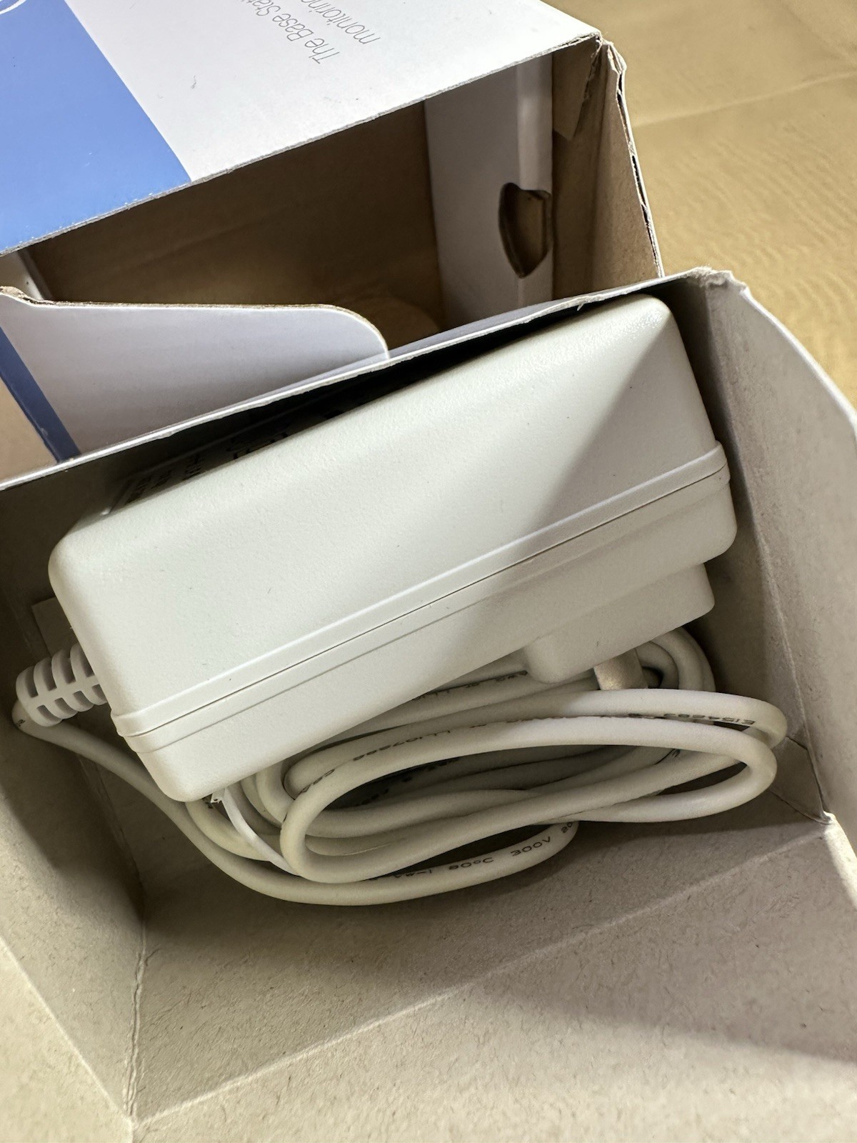 SimpliSafe Security System – Base Station Smoke Detector Key Pads Lot In Box