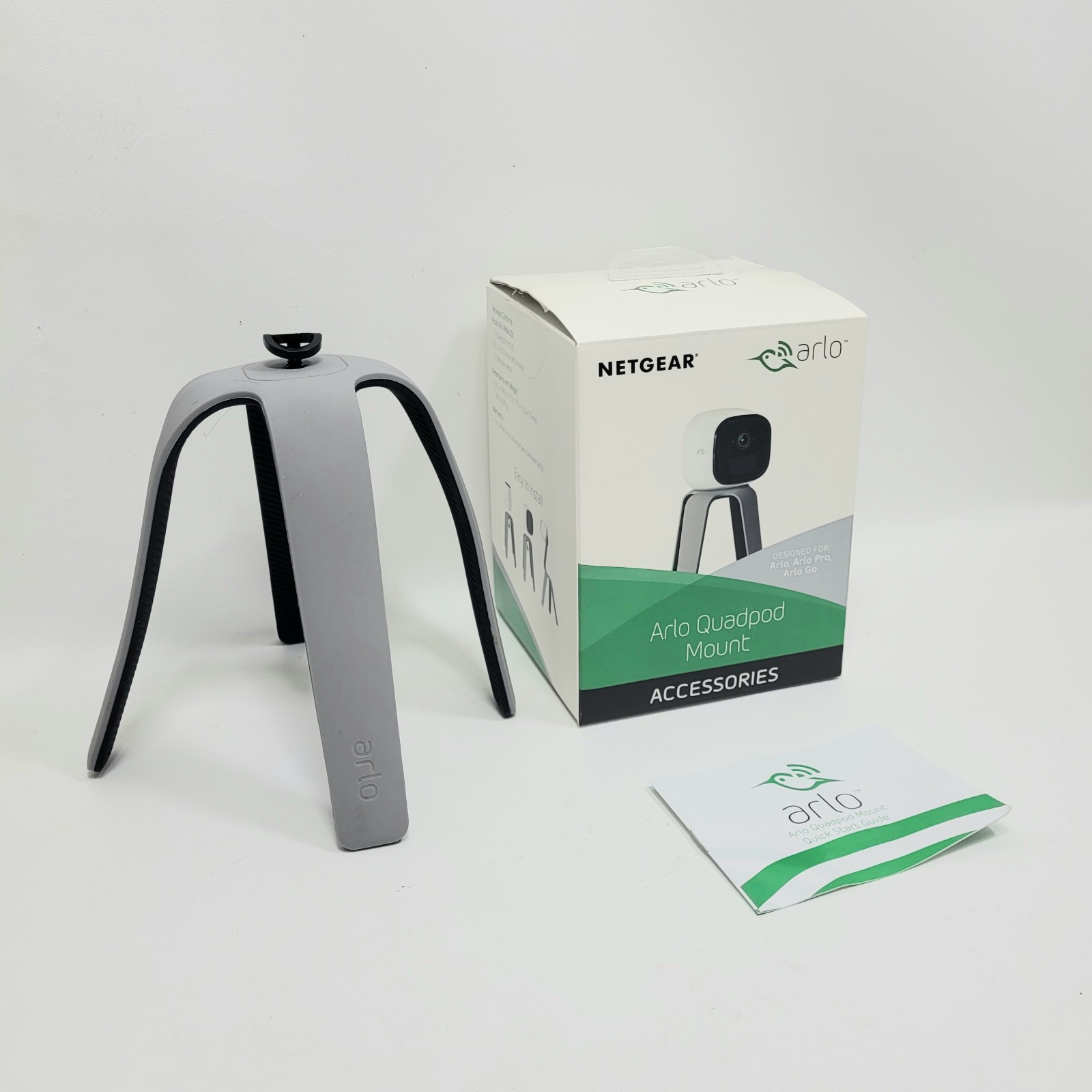 Netgear Arlo VMC3030 Add-On Camera with QuadPod New Batteries