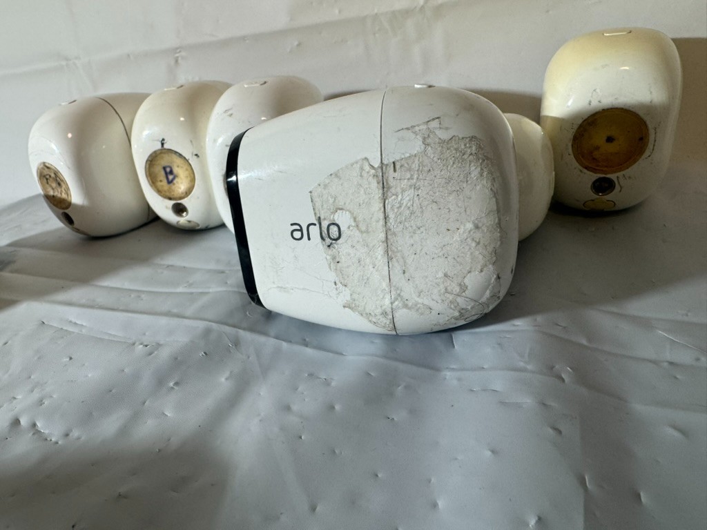 Seven (7x) Netgear Arlo Pro VMC4030 HD Wireless Cameras ONLY – No Batteries – 2A