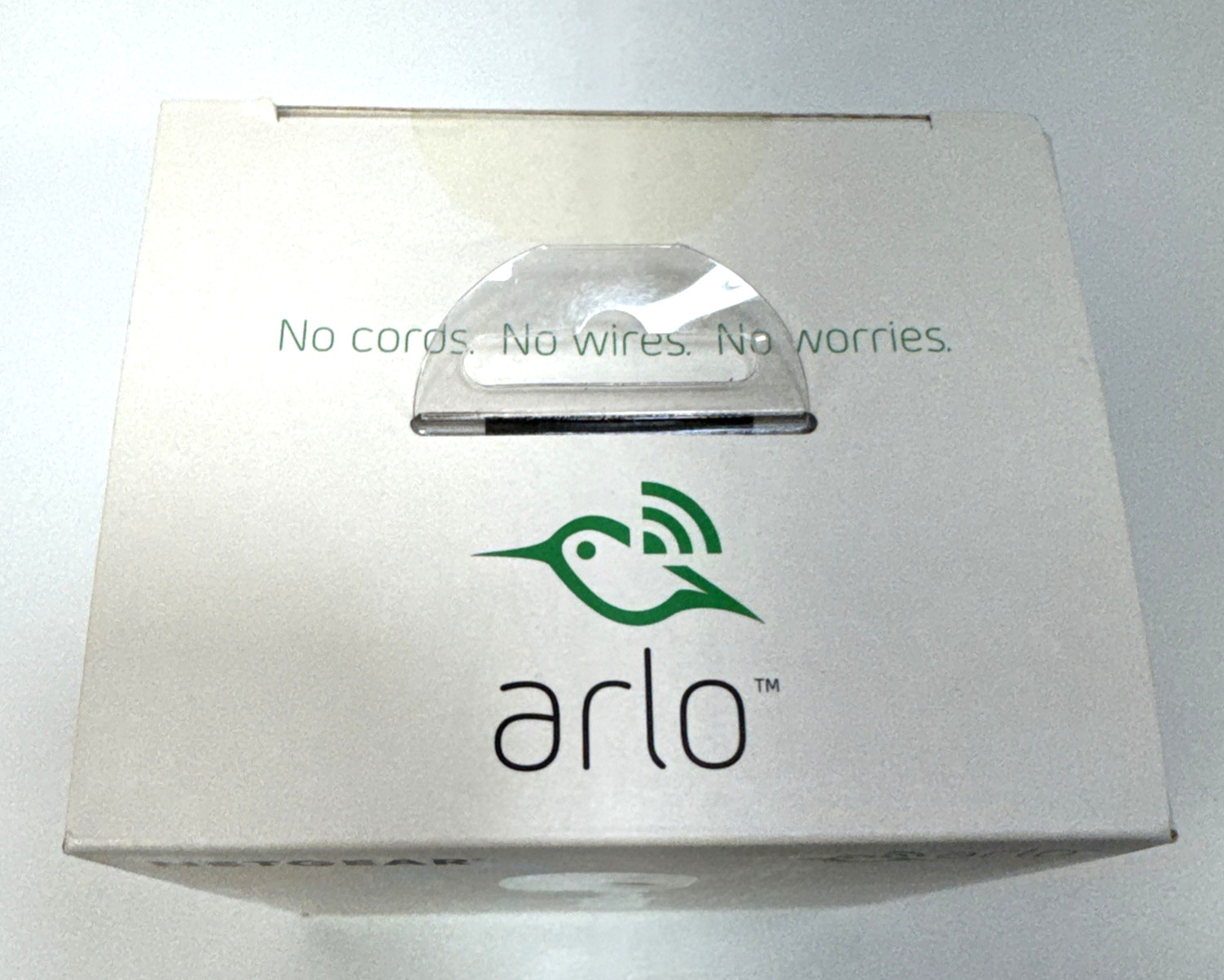 NETGEAR Arlo Adjustable Indoor/Outdoor Camera Mount New in box
