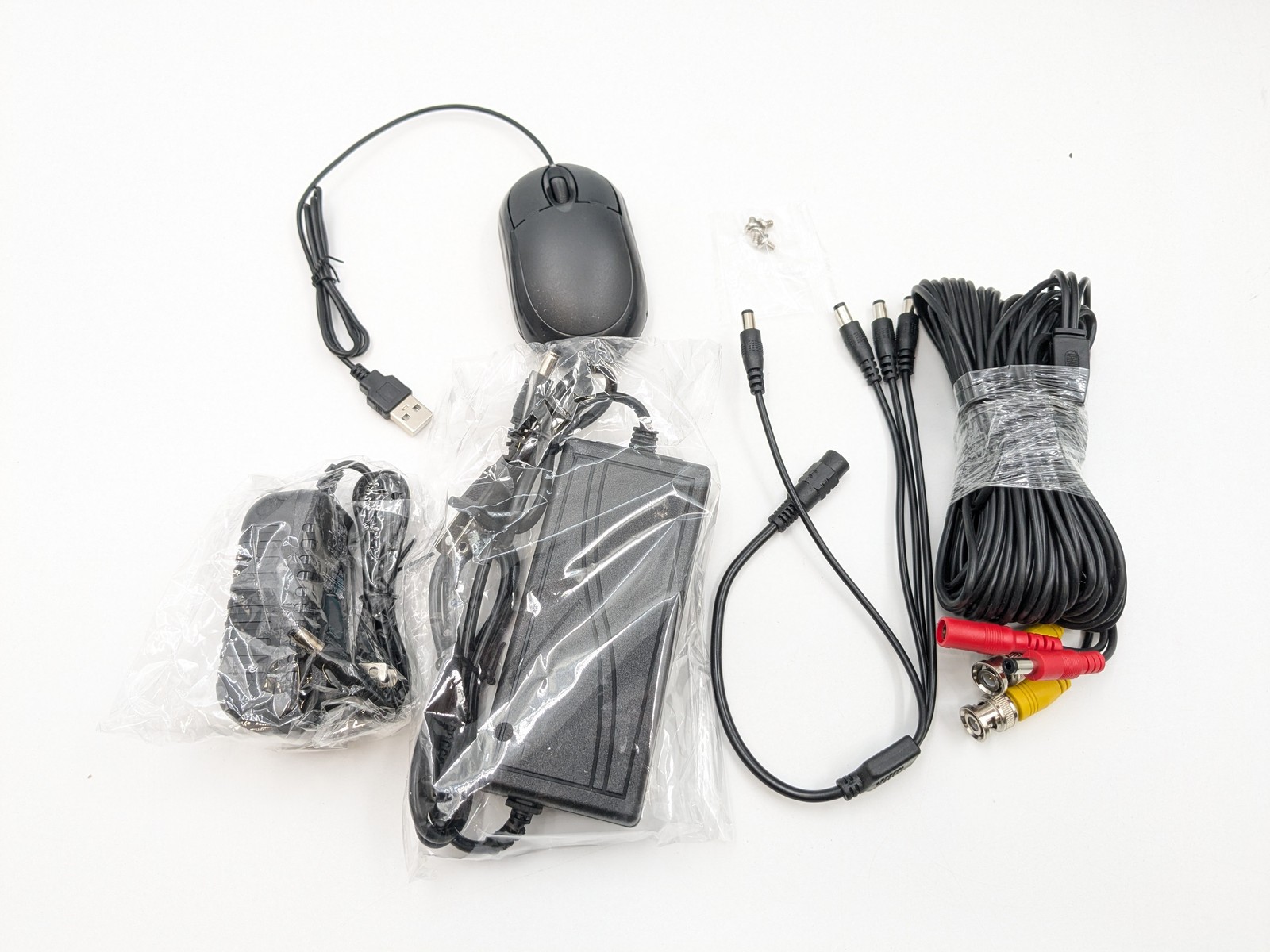 Video Surveillance Outdoor Security 4-Camera System 4K Ultra HD IP66
