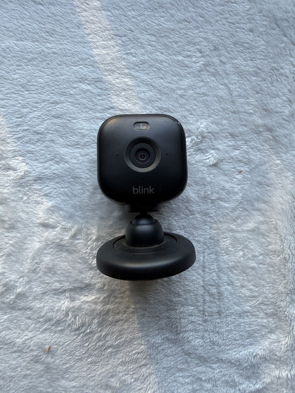 Blink Home Security Camera System – 3 Outdoor 4, 2 Mini, Doorbell, Pan-Tilt