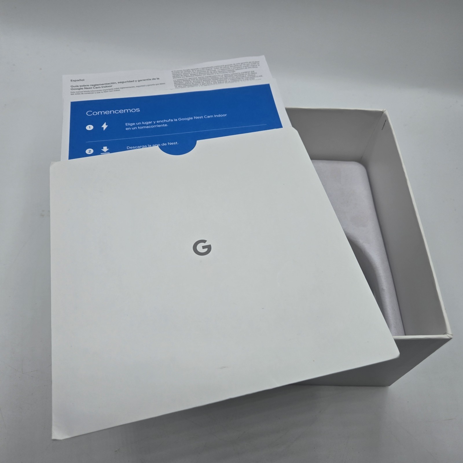 Google Nest NC1102ES Cam Indoor Security Camera 1st Gen – Complete In Box