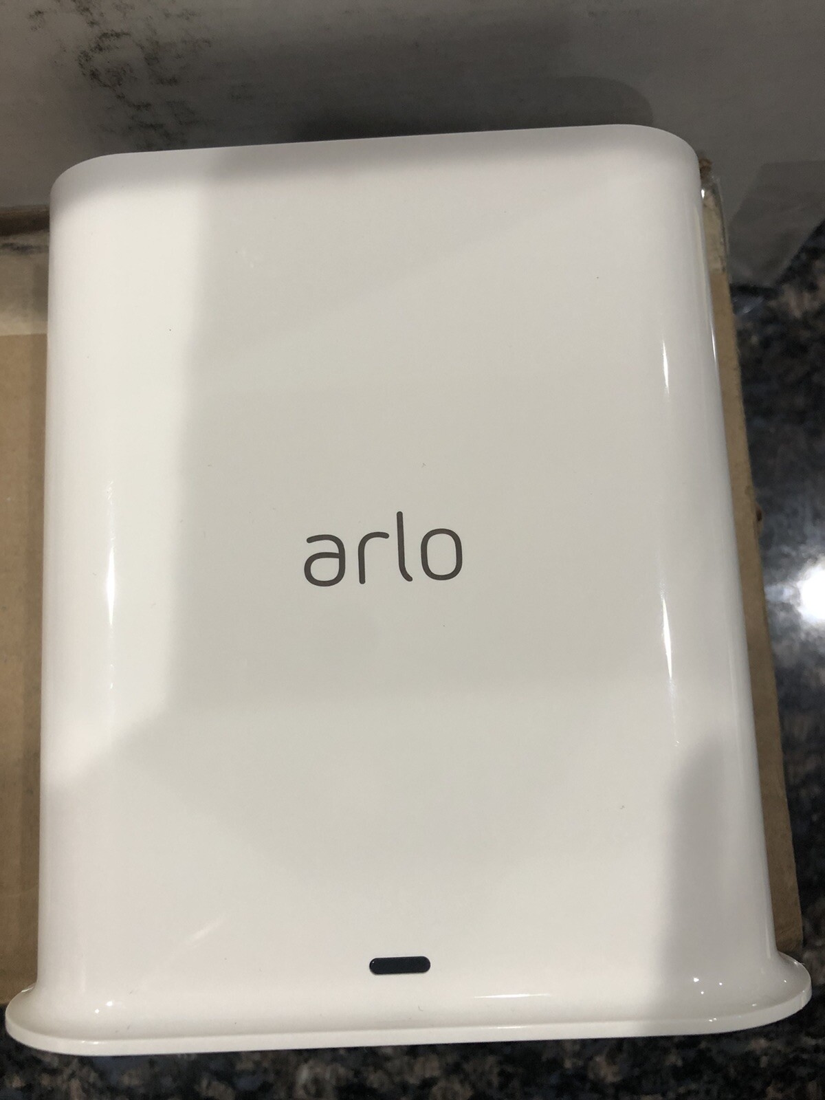 Arlo Ultra Smart Hub For Arlo Pro 2, 3, Ultra Base Station VMB4540