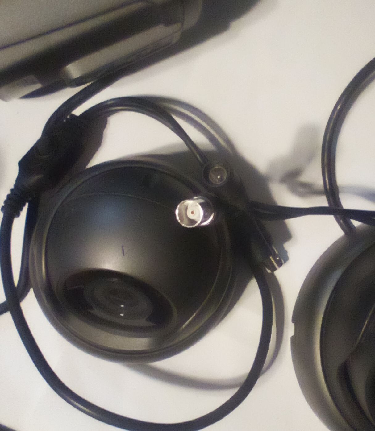 (7) SONY/ 3 LOGIC NETWORK SECURITY CAMERAS LOT