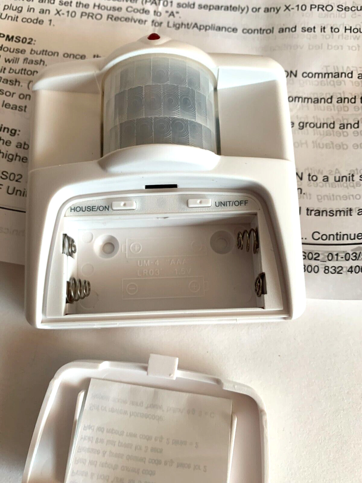X-10 PRO WIRELESS MOTION DETECTOR MODEL PMS01, White, X10. New open Box.