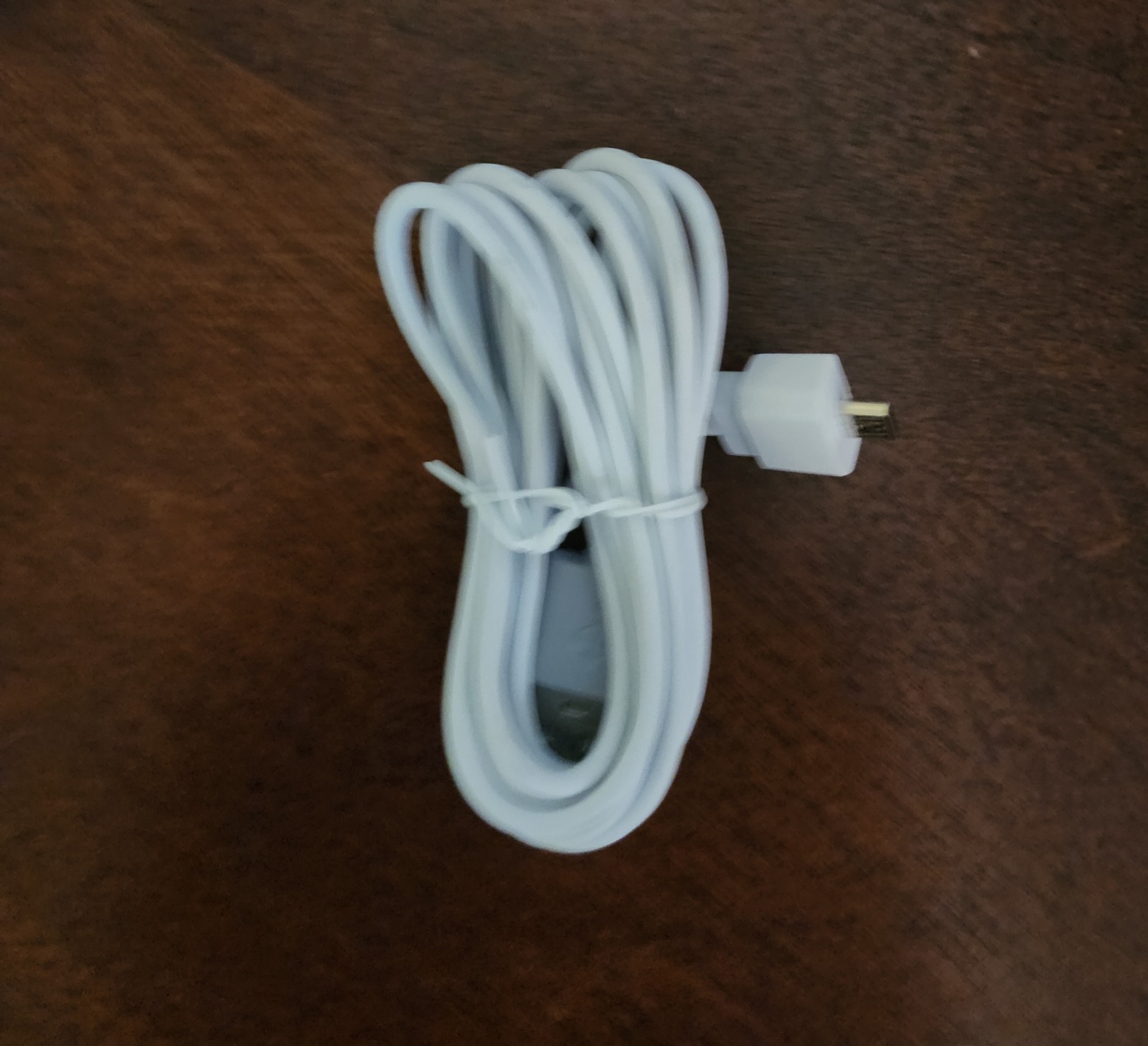 Blink Mini Indoor Plug-In HD Smart Security Camera White Alexa Power Adapter USB