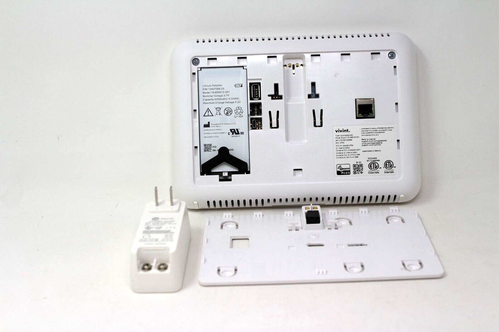 Vivint Smart Home Sky Control Panel Smart Hub VS-SH2000-C00 (1 Unit)