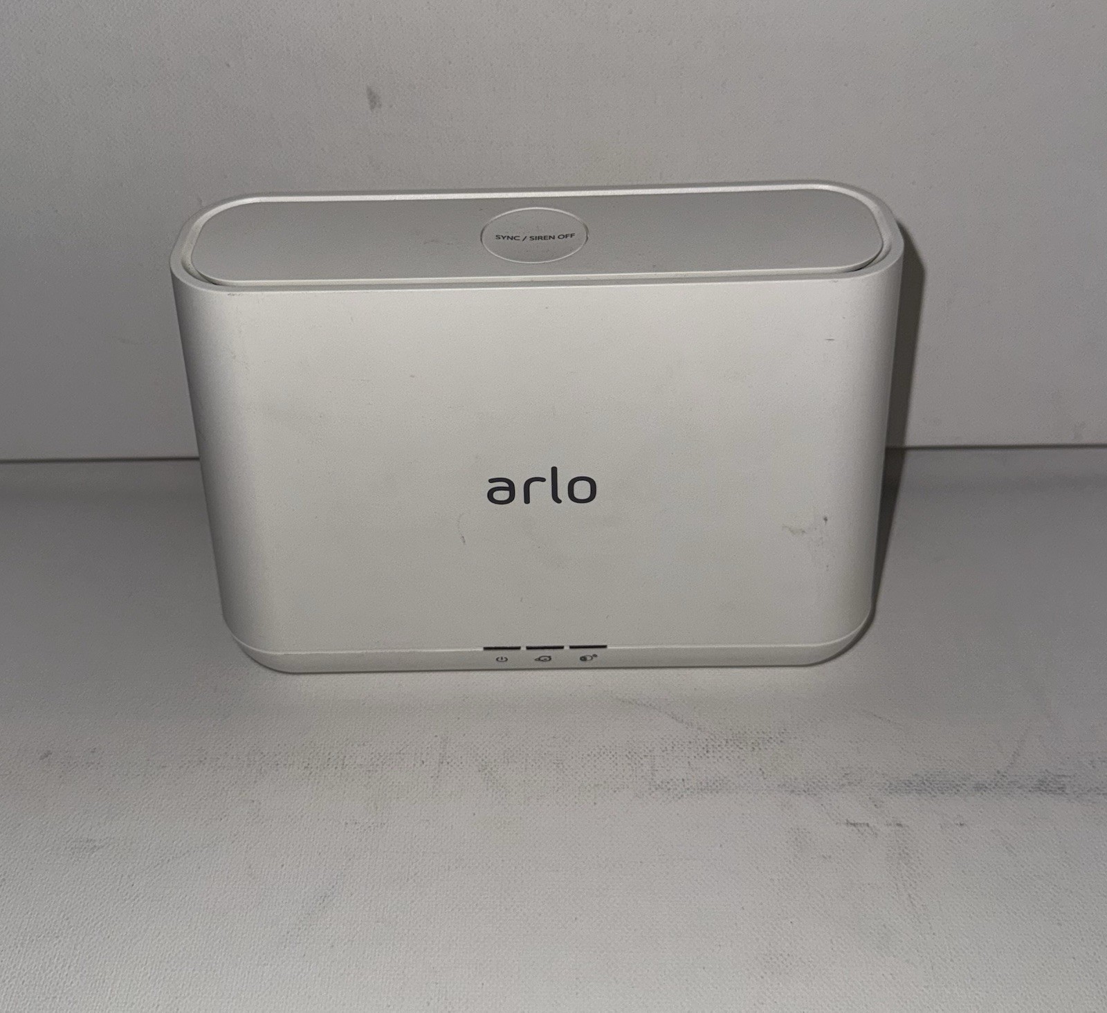 NetGear Arlo Pro VMB4000 Wireless Security Camera Base Station Unit Only No Cord