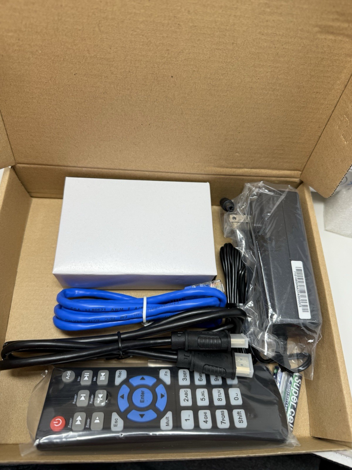 DV800-D 4 mp 16 channel 2K SUPER HD SECURITY CAMERA SYSETM
