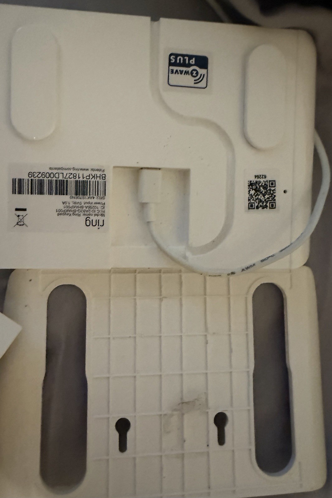 Ring Alarm Base Station US 4HB1U9-0EN0 w/ Ring Keypad 5AT2S7 [2nd Generation]