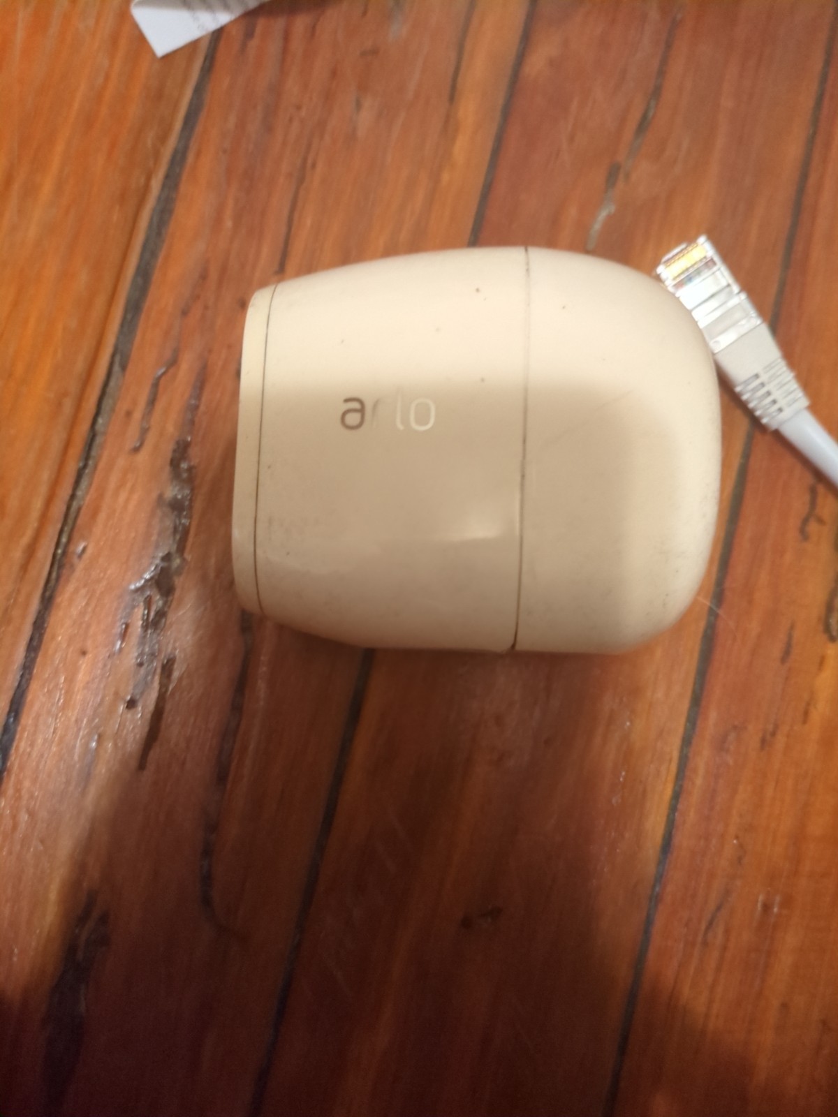 Arlo Pro Smart Hub w System with Wire- Free System (VMB5000)(VMA5600)