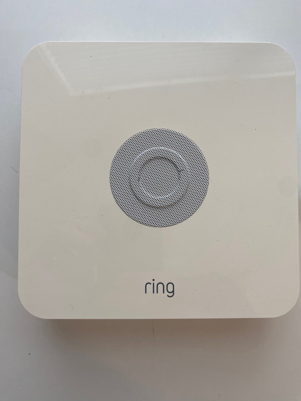 Ring Alarm Base Station (1st Gen) (4HB1S7-0EN0)