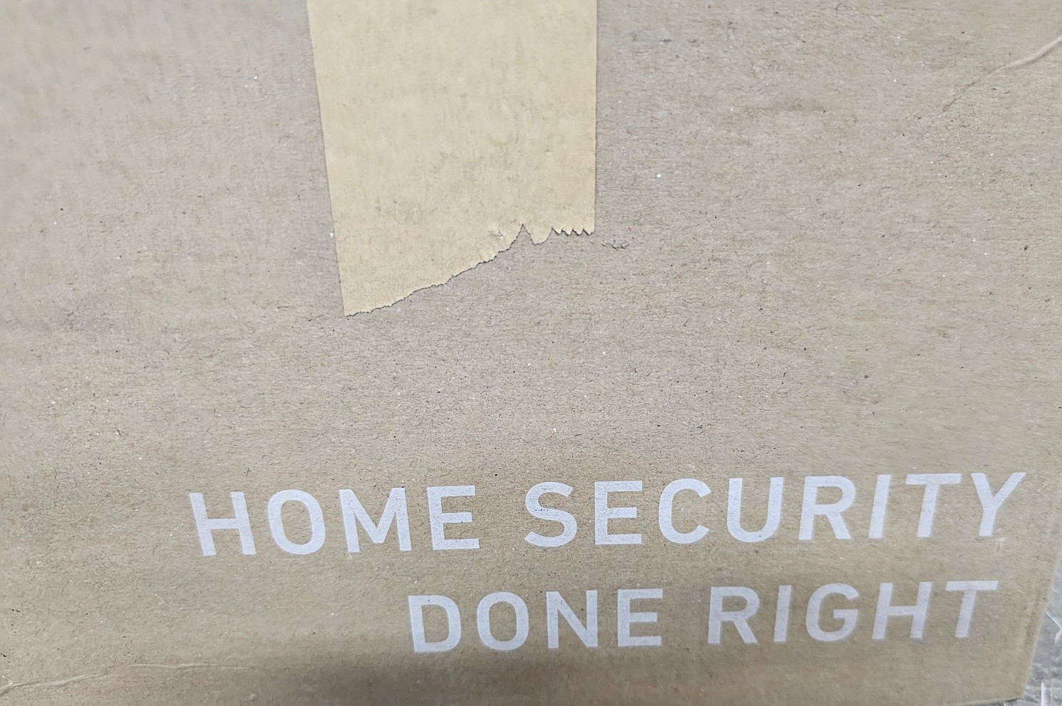 SimpliSafe Wireless Home Security Kit Model #HSK101