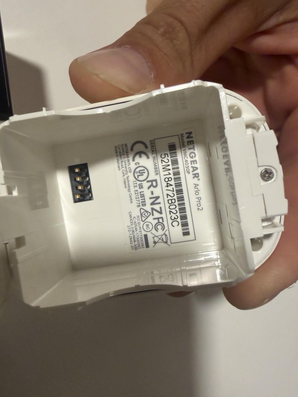 NETGEAR Arlo Pro 2 VMC4030P with battery
