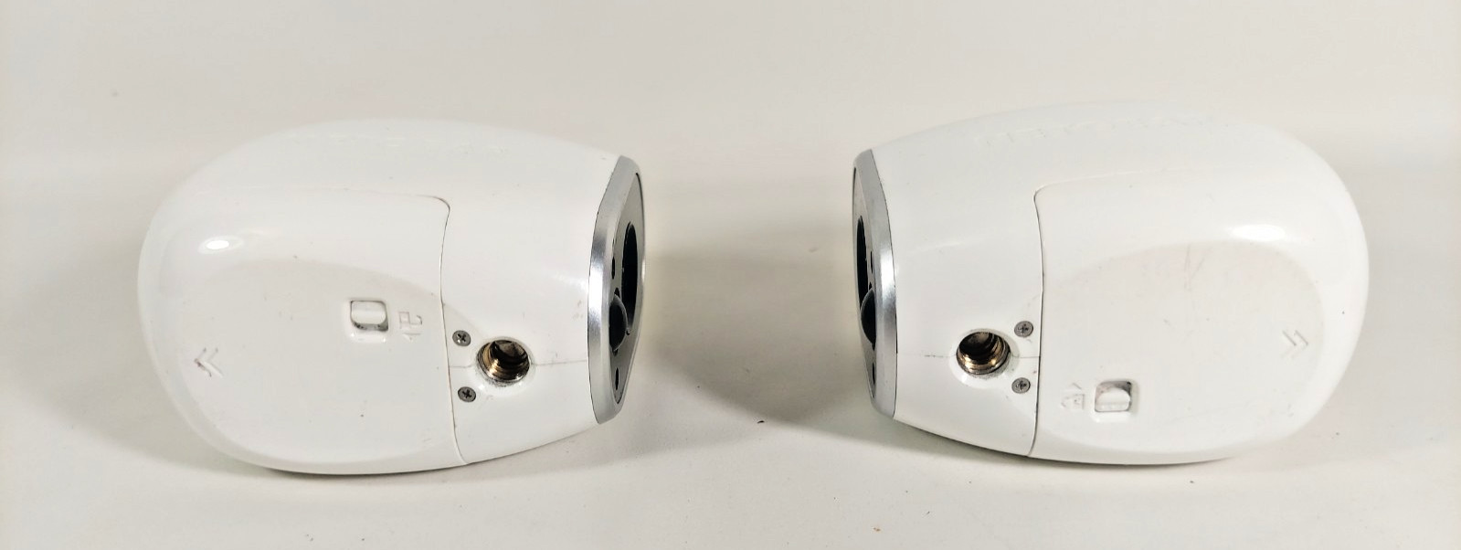 Lot of 2 Netgear Arlo VMC3030 Wireless Security Cameras with Base and batteries