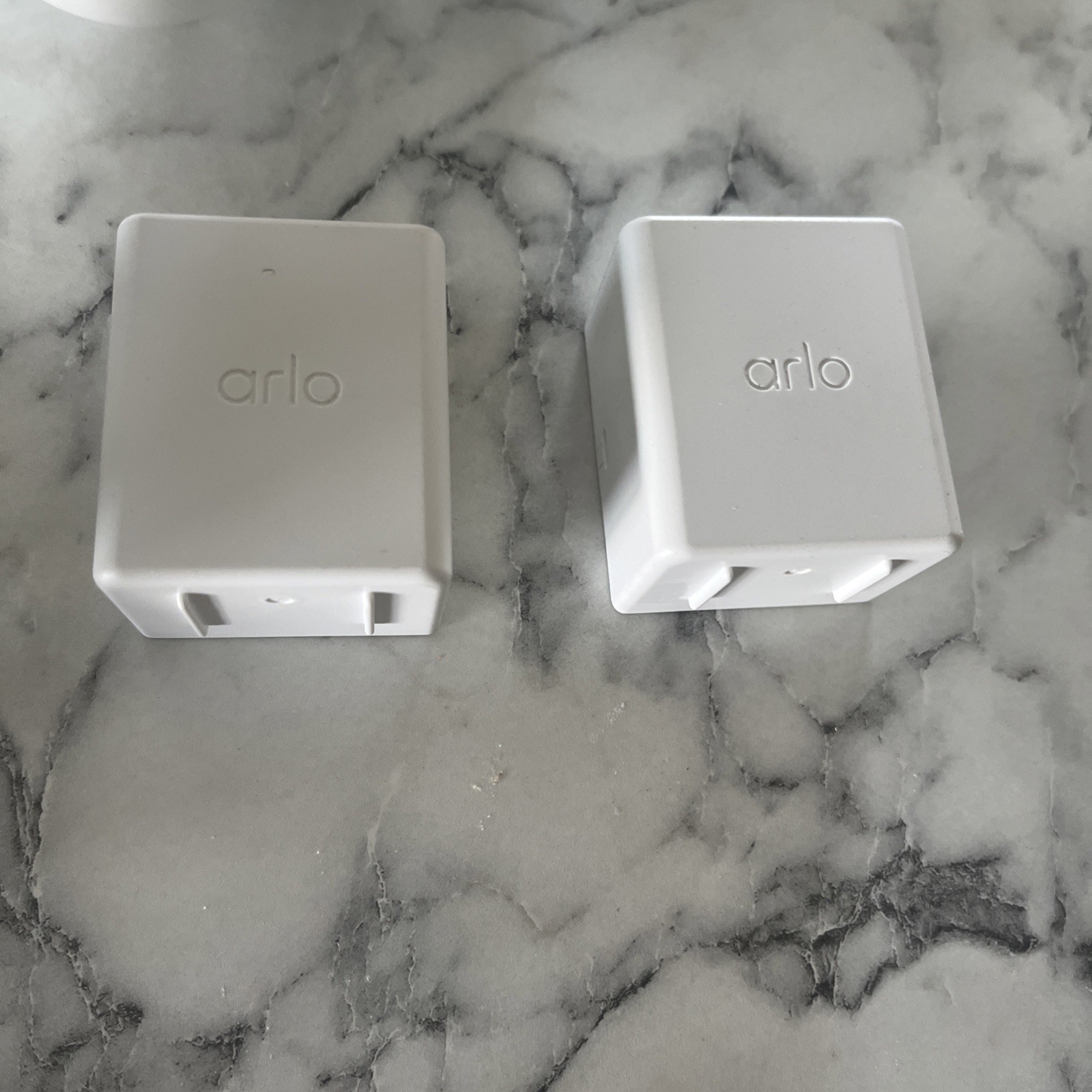 Arlo Pro 5S VMC4060P 2K Indoor/Outdoor Wire Free Spotlight Security Camera