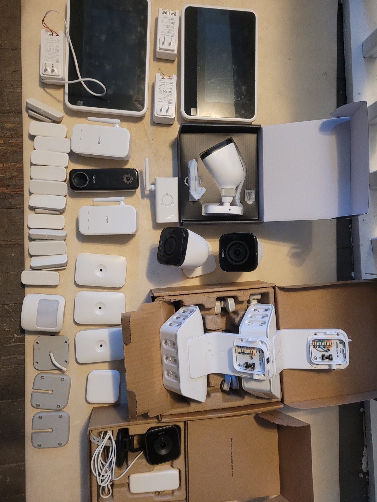 Vivint Smart Home Security System Bundle