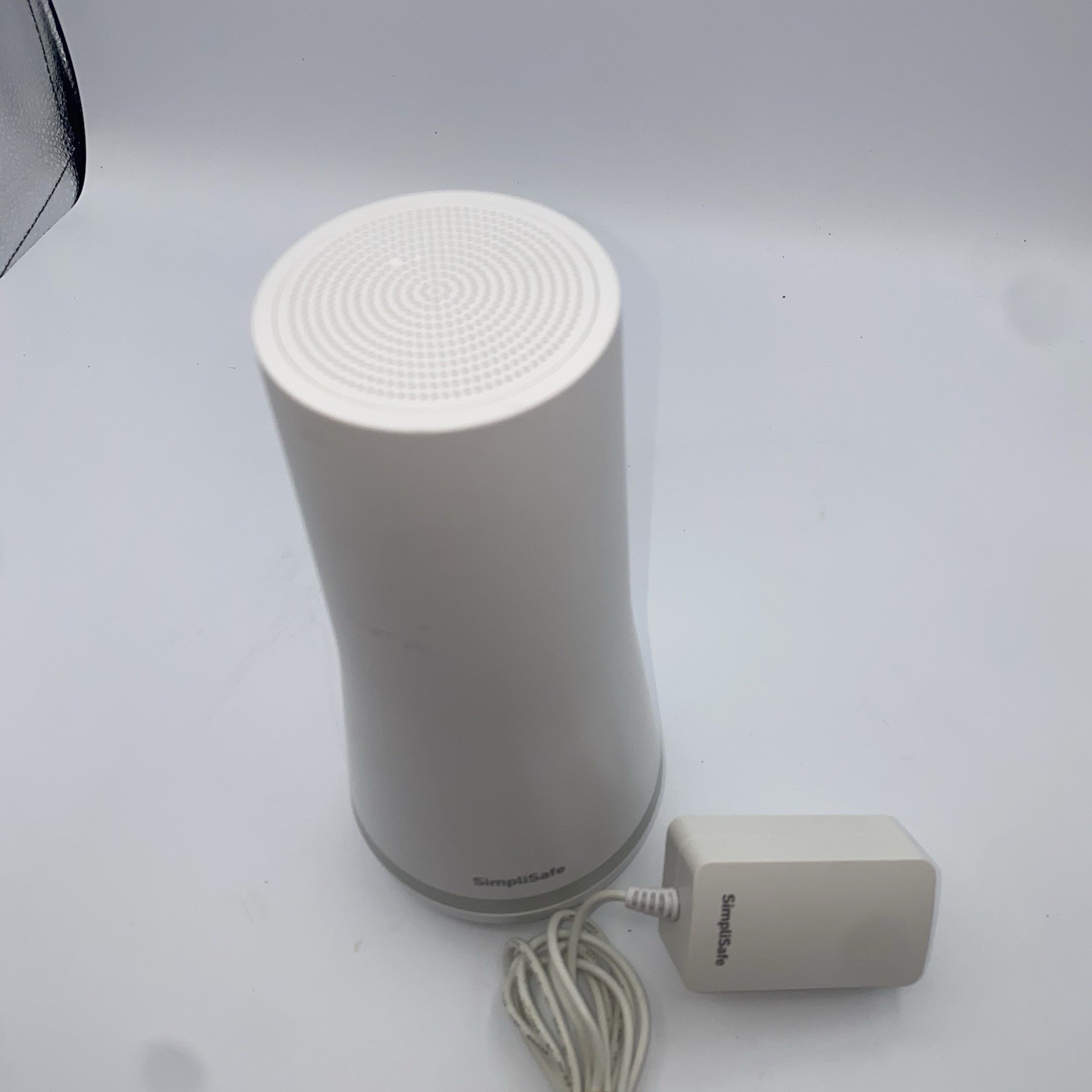 Simplisafe SSBS3 Home Security Base Station Only – With Power Cord – White
