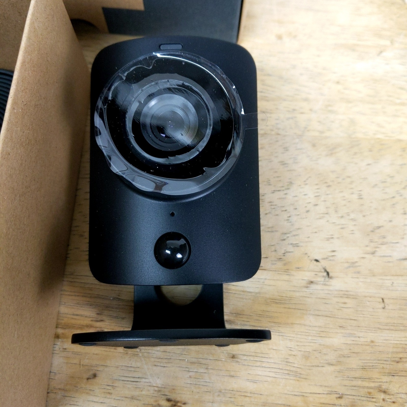 SimpliSafe SSCM2 SimpliCam 1080p Indoor Wi-Fi Security Camera w/ Adapter New