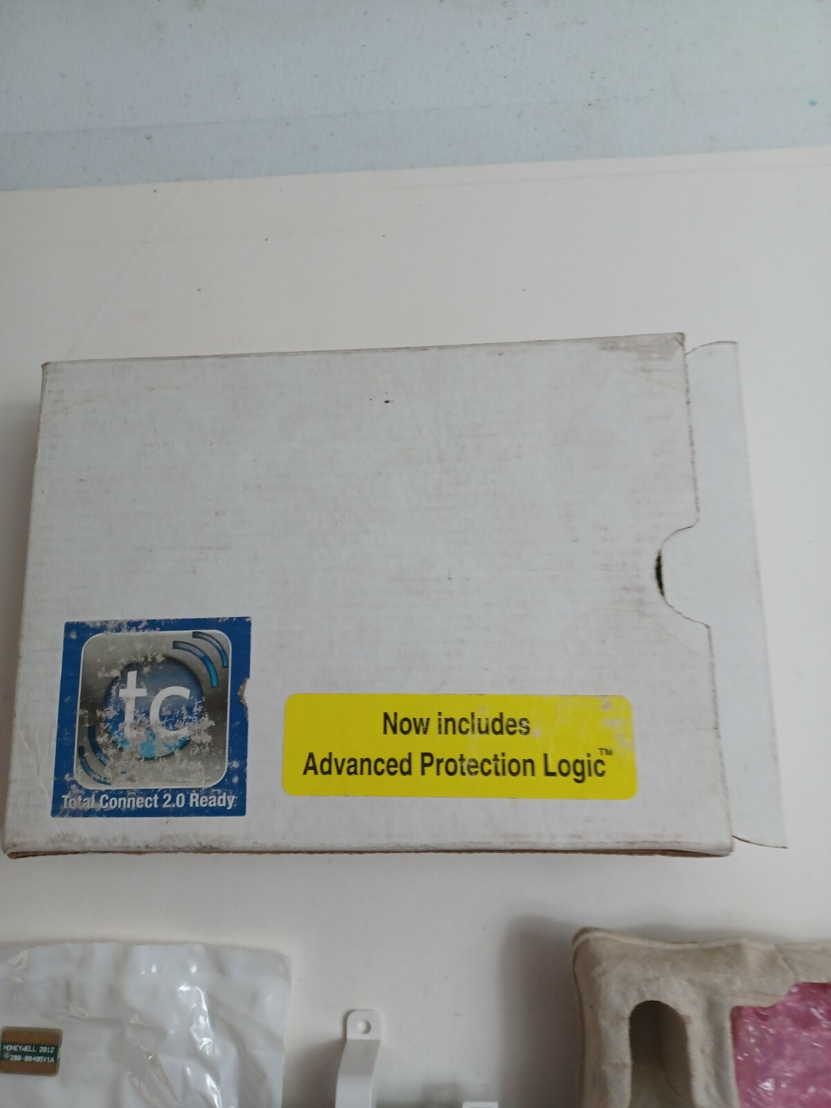 Honeywell GSMVLP5-4 IntelliPath Series 4G Communicator (SIM Card Not Activated)