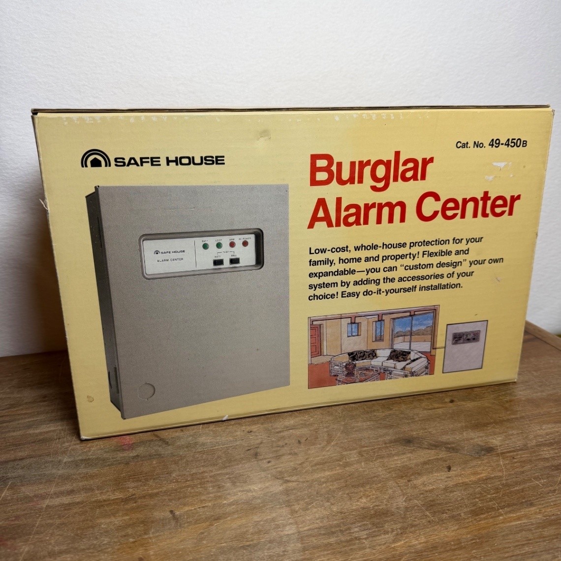 Vintage Open Box SAFE HOUSE Burglar Alarm Center Cat No. 49-450s Complete System