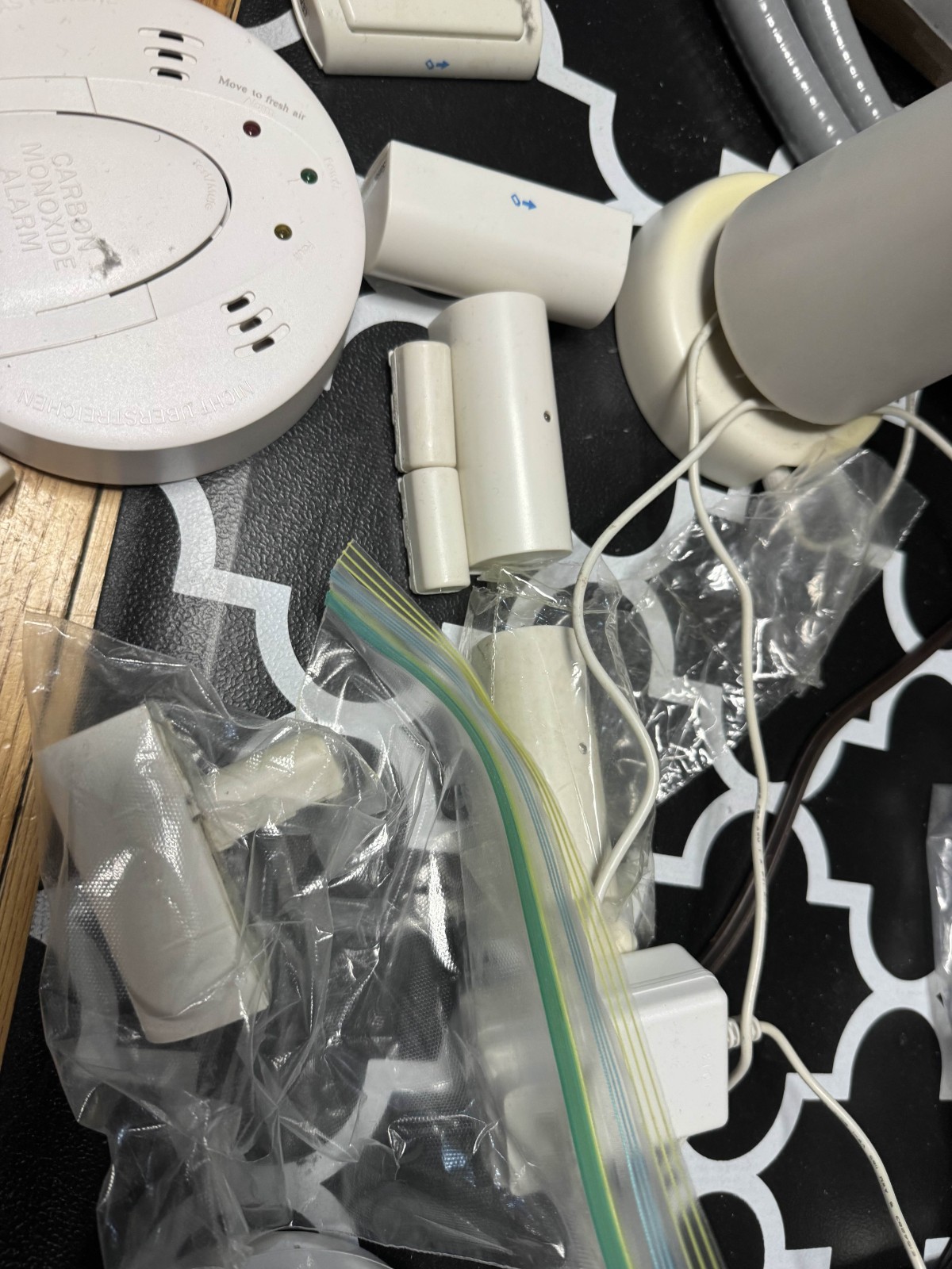used SimpliSafe 1st Generation Original Security System Mixed Lot