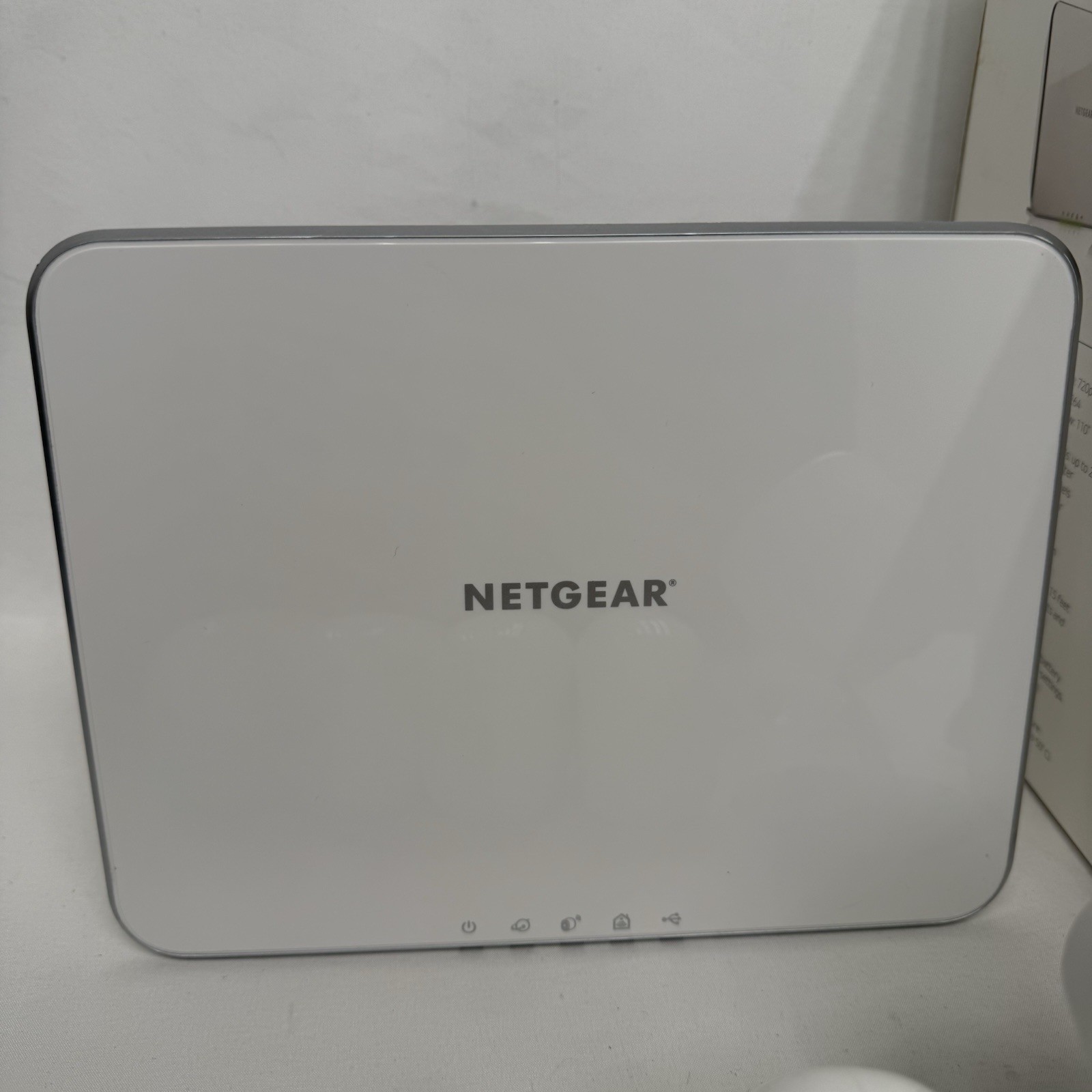 ARLO Netgear 5 Camera VMK3500 wireless 1080 HD Security System