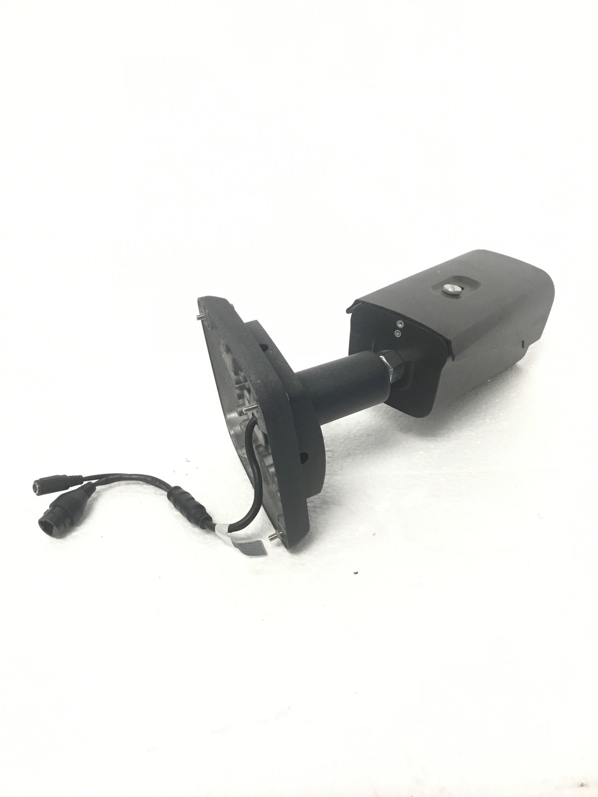 Lot 2 Lorex LNB8973-C 4K MVF IP Bullet PoE Cameras NTSC AS-IS Parts Repair