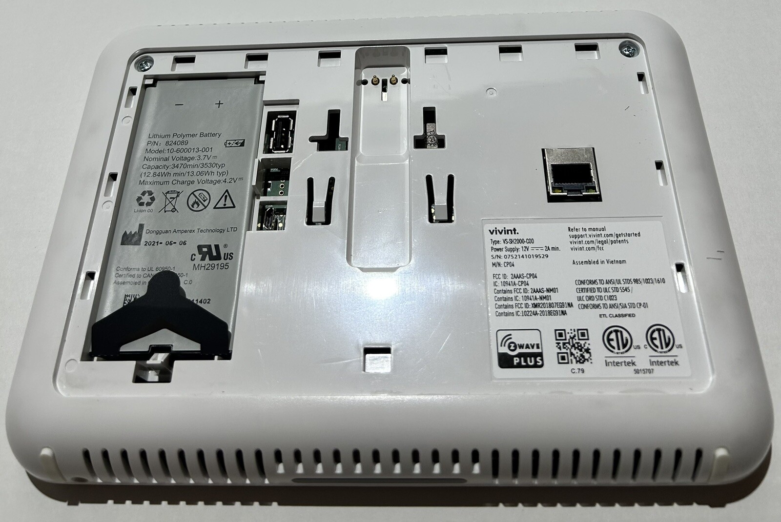 Vivint Smart Hub Control Panel (PN: VS-SH2000-000 Touchscreen Untested