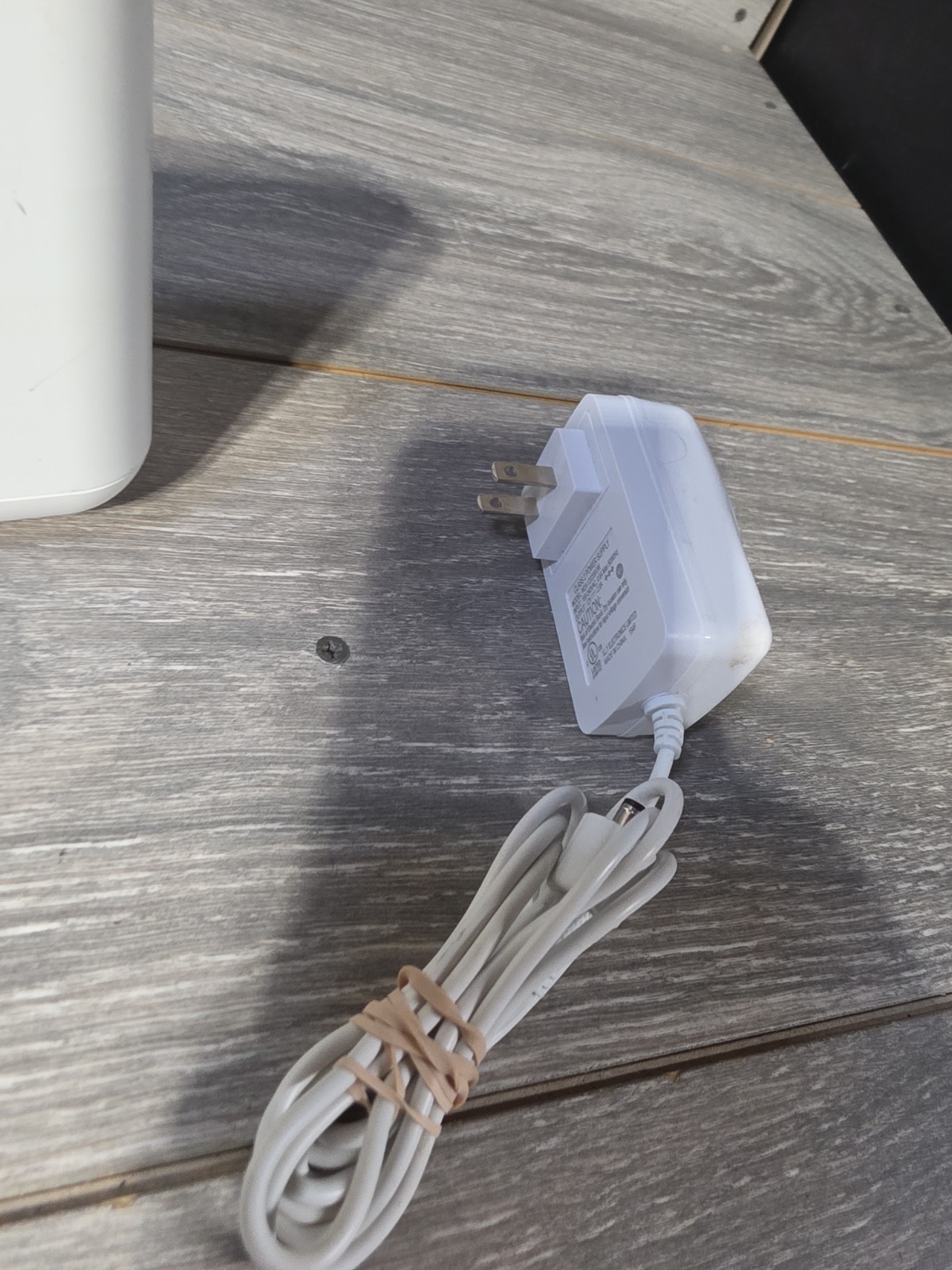NetGear Arlo Pro VMB4000 Wireless Security Camera Base Station w/ Power Adapter
