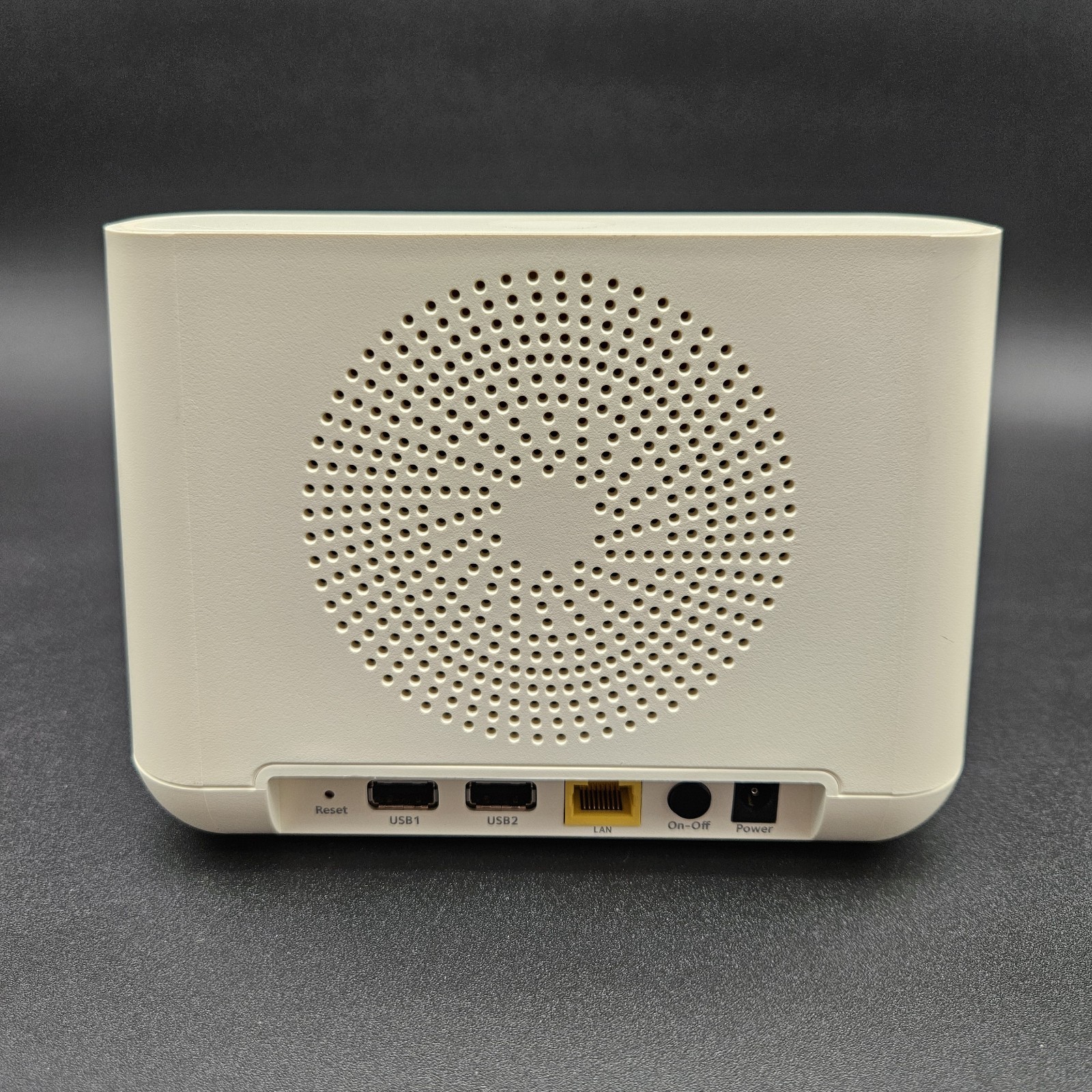 Netgear Arlo Pro Base Station VMB4000 Smart Home Hub (No Power Cord)