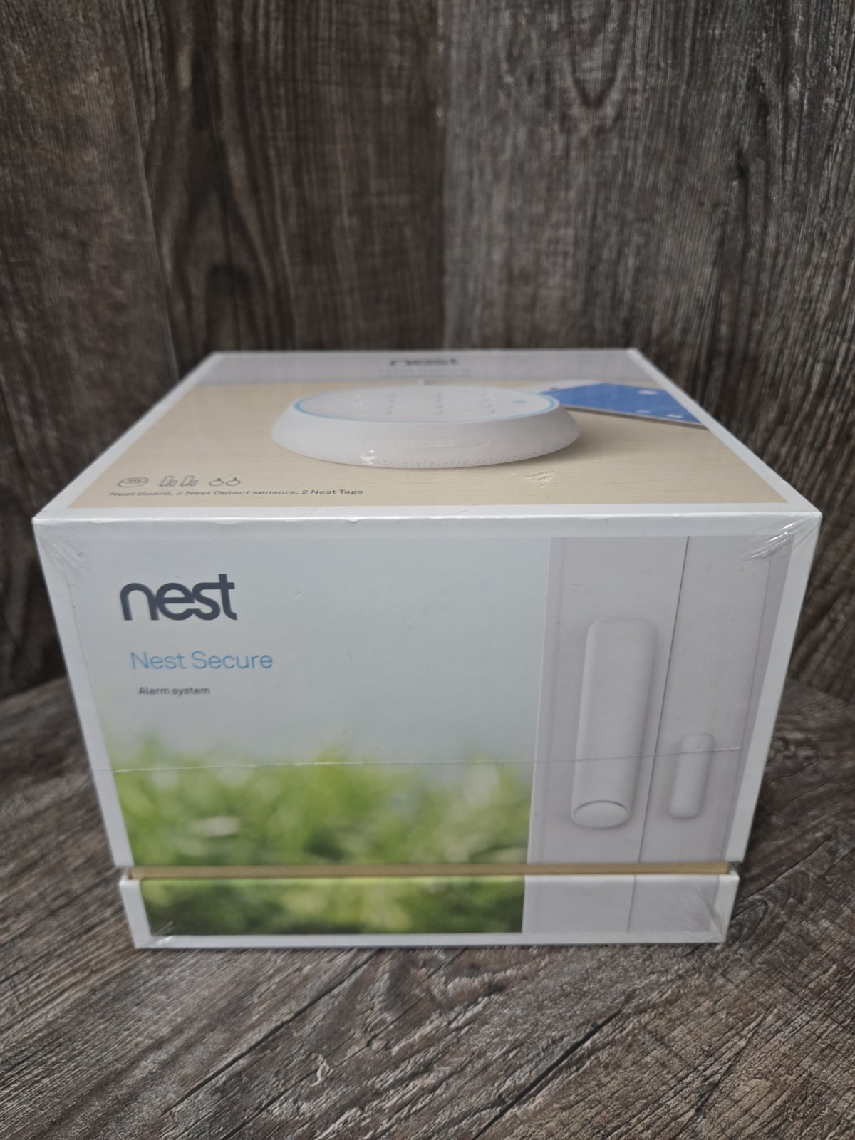 Nest H1500ES Secure​ ​Alarm​ ​System​ ​Starter​ ​Pack – White