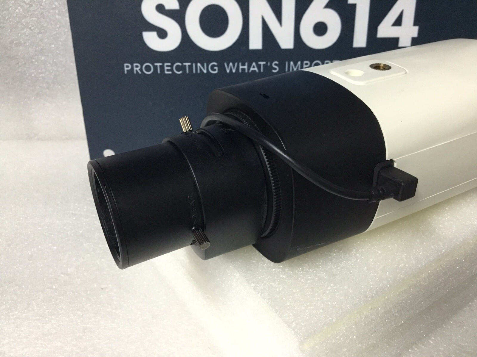 Wisenet XNB-6000 Surveillance IP Color Camera W/ 2MP IR Lens 2.8-9mm H.265 H.264
