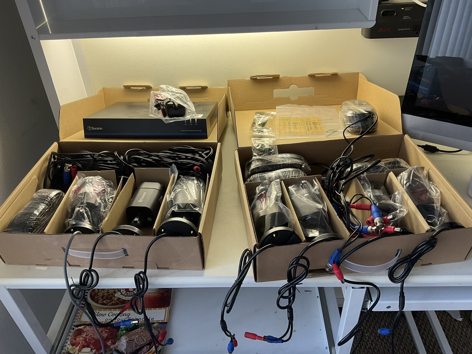 Swann HD Professional Security System720P Opened Box 500GB 7 Cameras