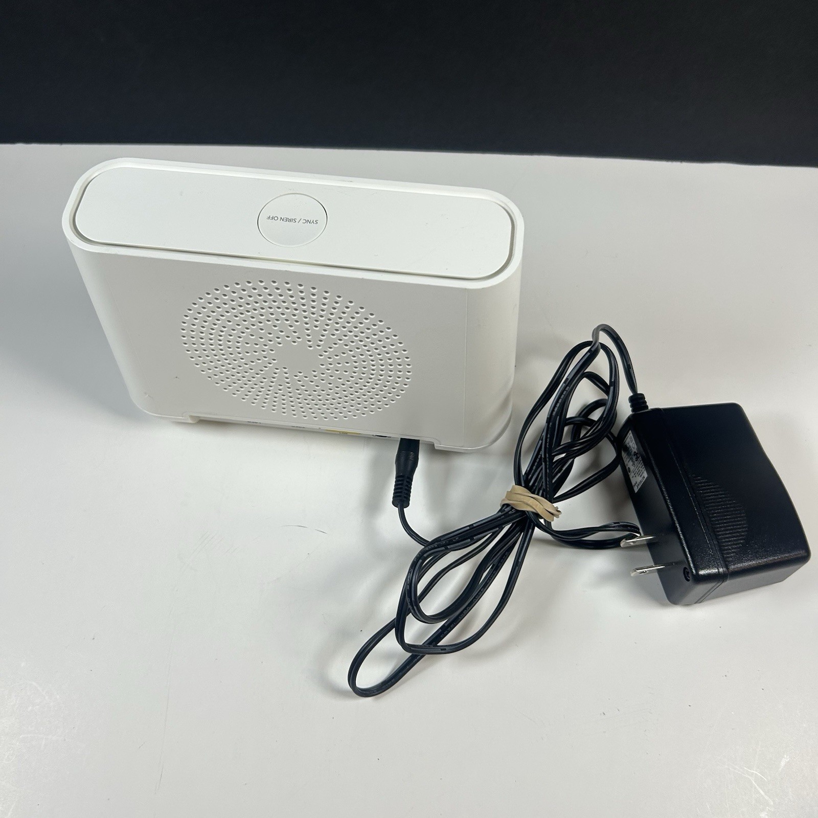 ARLO Pro VMB4000 Base Station Smart Home Security Camera Hub with Power
