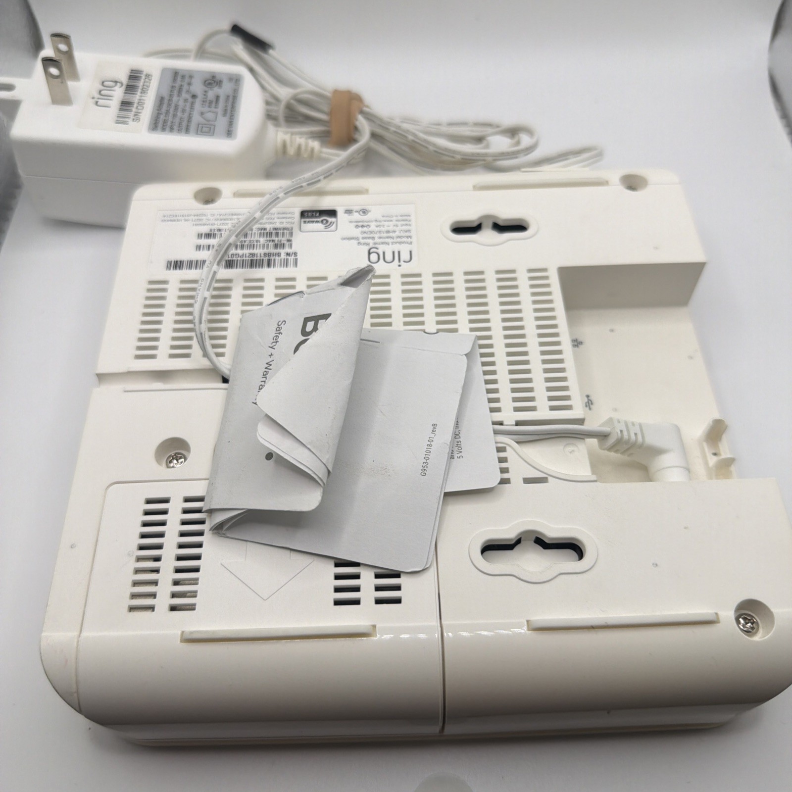 Ring Alarm Base Station -1st Gen- 4HB1S70EN0 w/ AC Adapter. Unknown Registration
