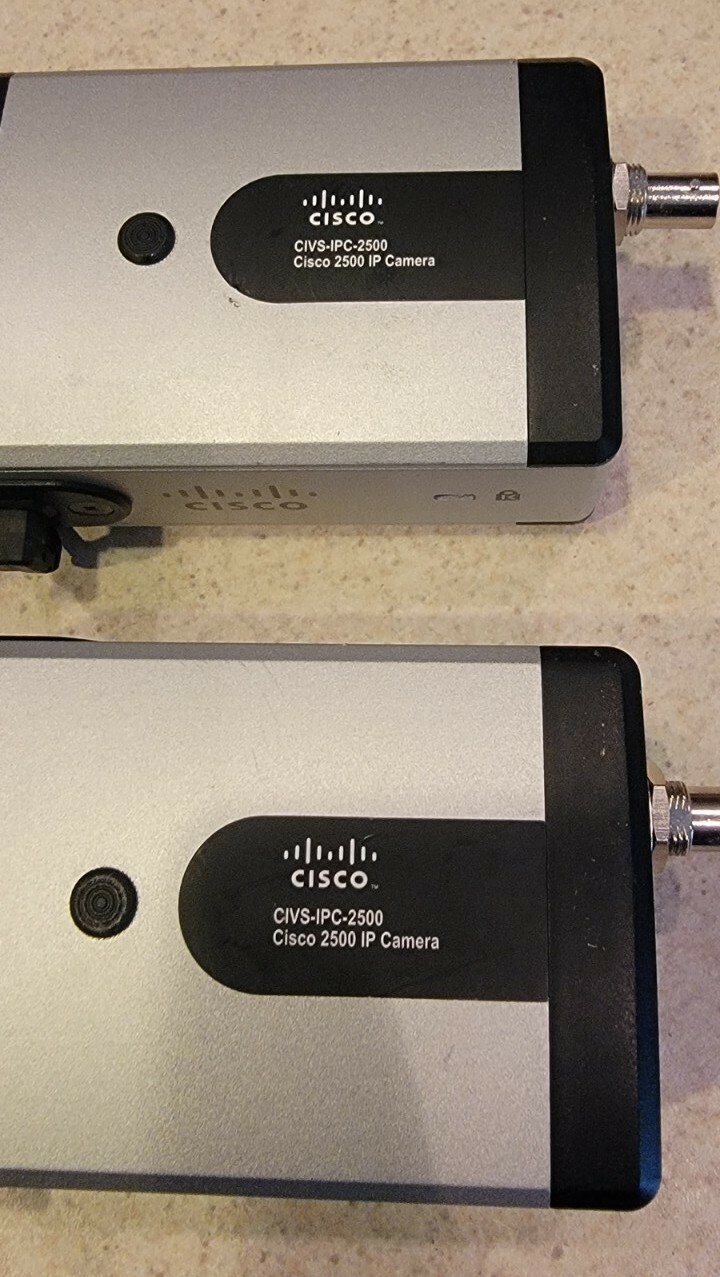 Lot of 2 – Cisco CIVS-IPC-2500 Video Surveillance 2500 Series IP Camera