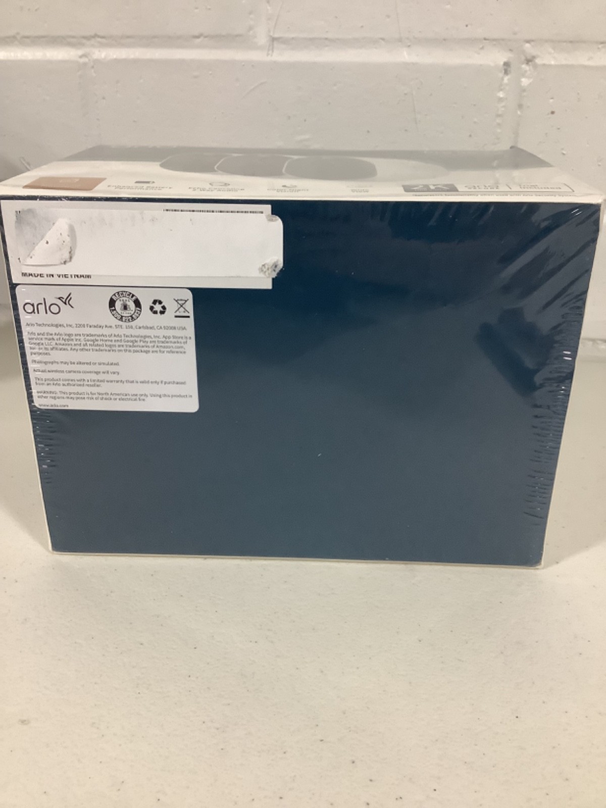 Arlo Pro 5S 2K Spotlight Camera, VMC4360P, 3 Pack, White. New Sealed