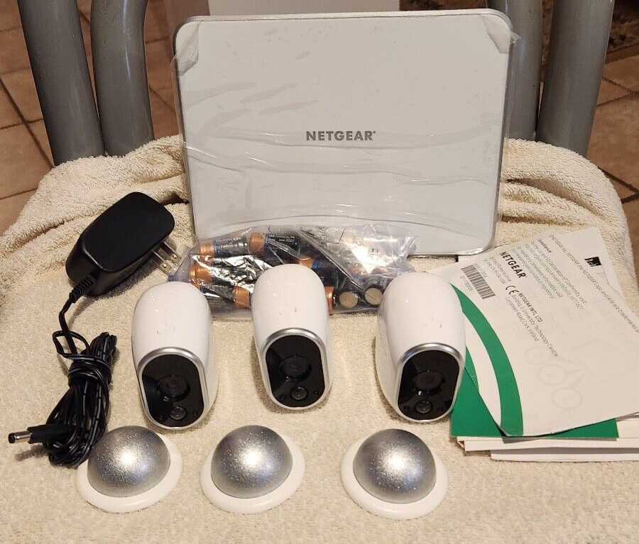 Arlo by NETGEAR Security System 3 Wire Free HD Camera Indoor/Outdoor – USED