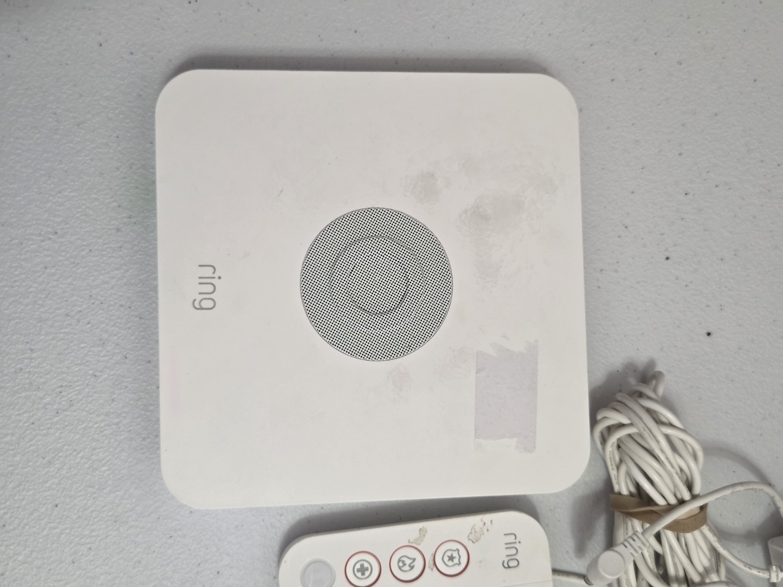 Ring Alarm Base Station 4HB1U9-0EN0 And Keypad 5AT2S7